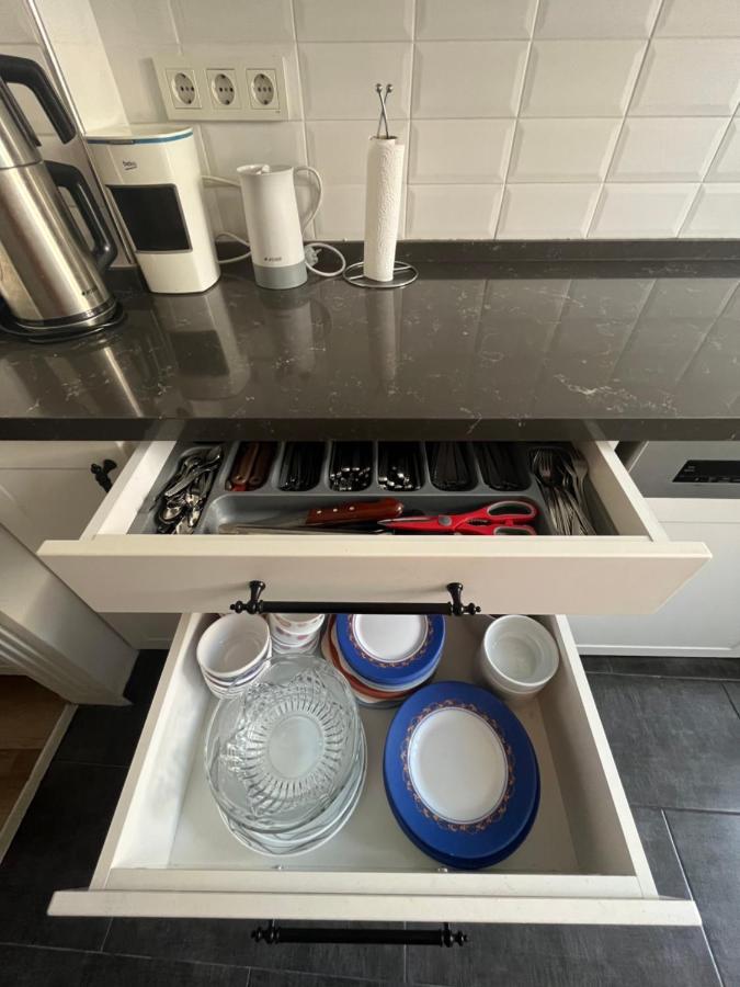 Centrally Located, 2+1 House In Taksim, Cihangir Apartment Истанбул Екстериор снимка