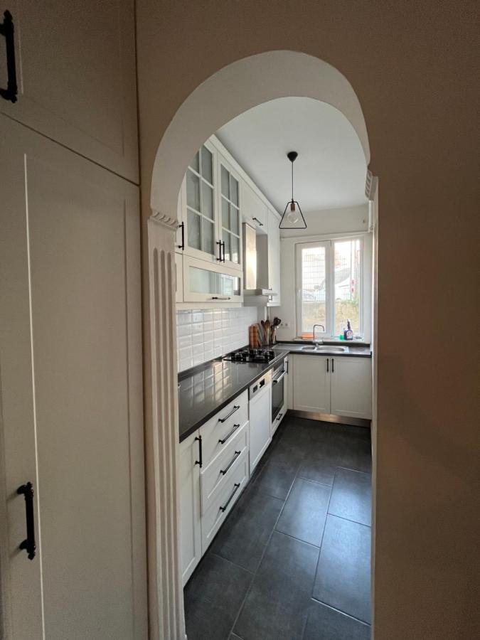 Centrally Located, 2+1 House In Taksim, Cihangir Apartment Истанбул Екстериор снимка